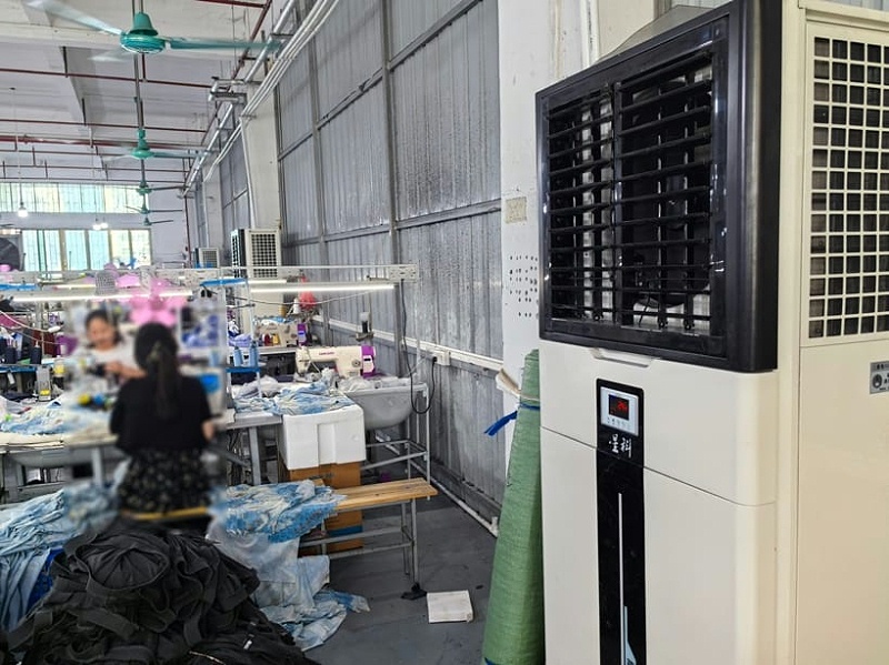 服裝廠整體降溫，安裝工業省電空調-立式軸流機組