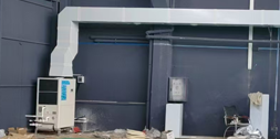 室內(nèi)羽毛球館降溫安裝蒸發(fā)冷省電空調(diào)-立式管道機組